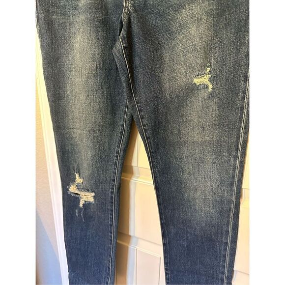 NWT Joe’s Women’s Tapered Slim Distressed Jeans - Size 32 - Picture 2 of 10